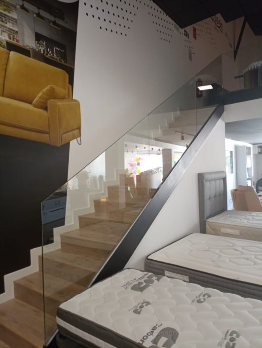 56c10176-4f7c-4c45-b81d-36e6231086b9